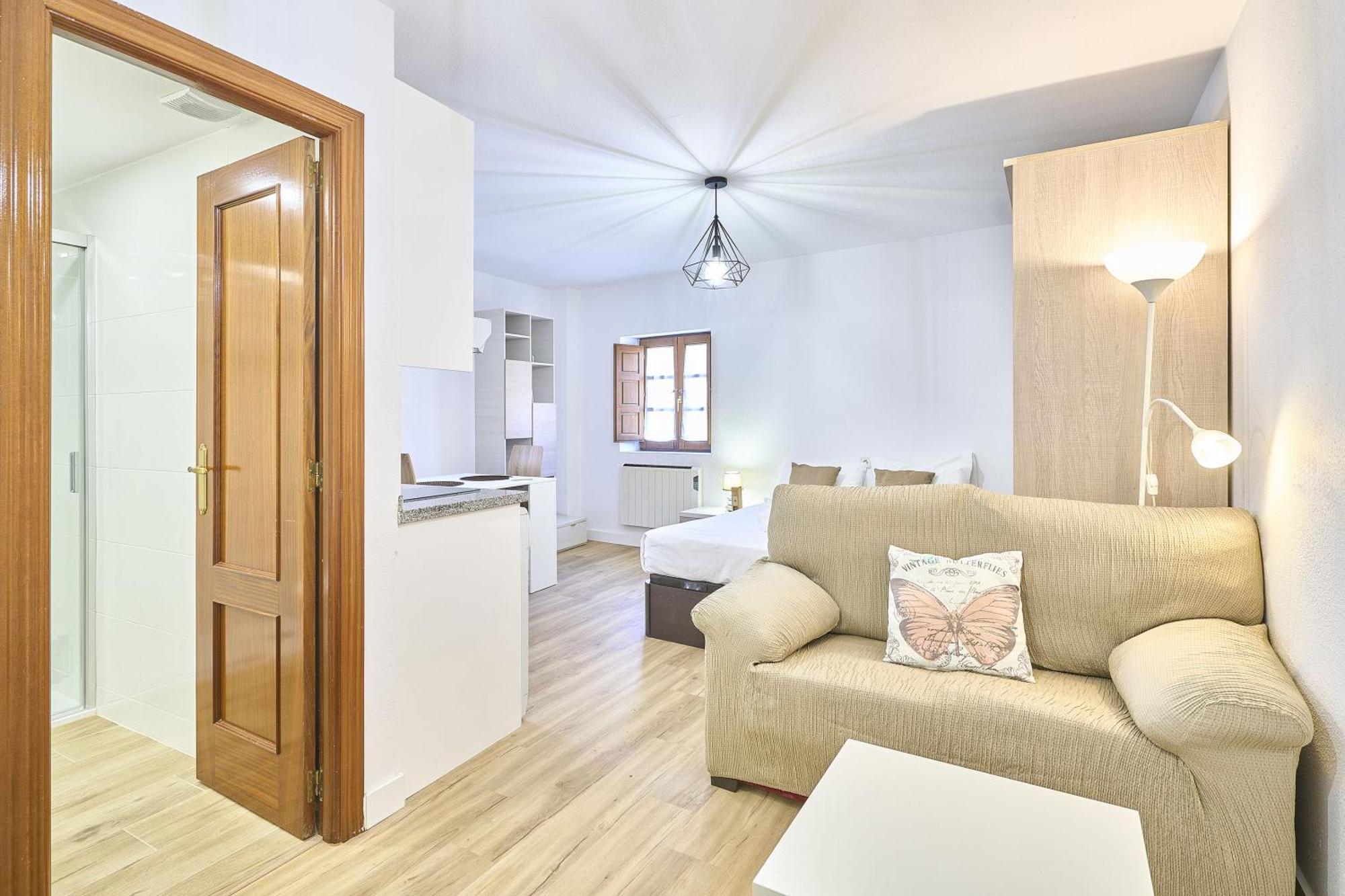 Traviesa 22 By Keyhom Apartment Salamanca Ngoại thất bức ảnh