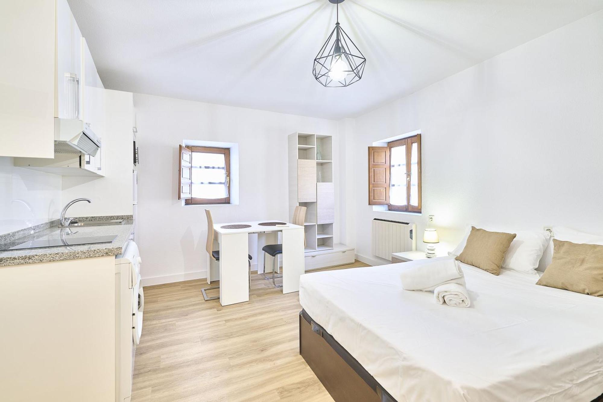 Traviesa 22 By Keyhom Apartment Salamanca Ngoại thất bức ảnh