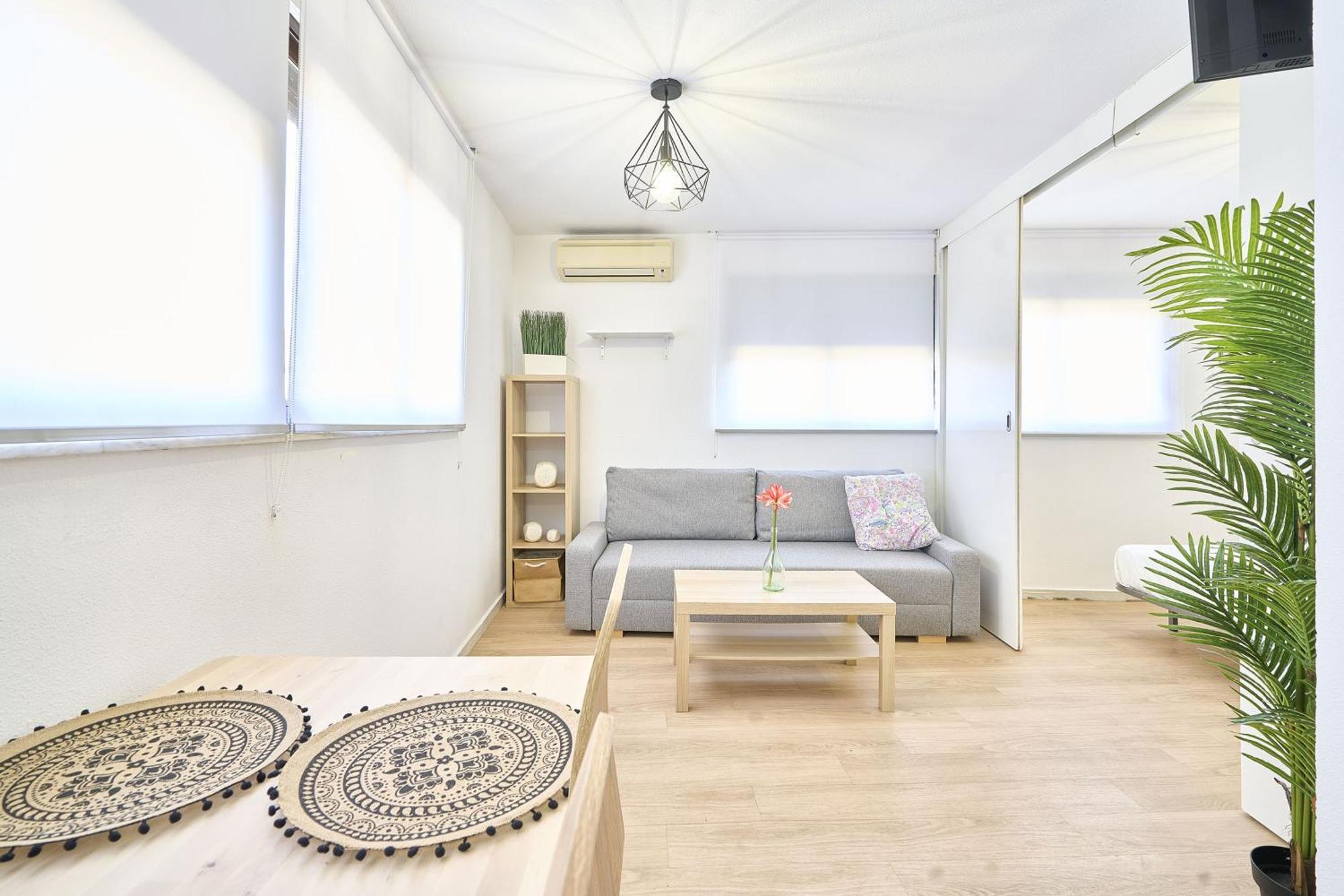 Traviesa 22 By Keyhom Apartment Salamanca Ngoại thất bức ảnh